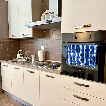 Oasi Majorana Apartman *